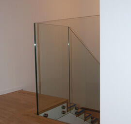 Balustrada szklana - szkło ESG VSG 88.4