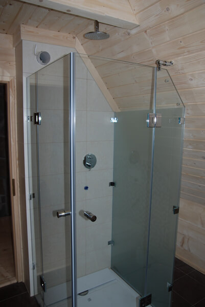 Kabina prysznicowa wolnostojąca 2